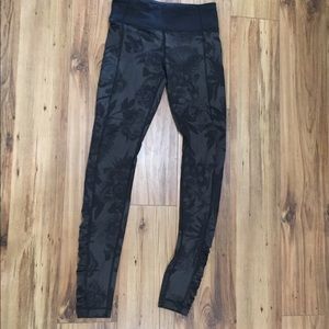 Nice patterned Lululemon Leggings